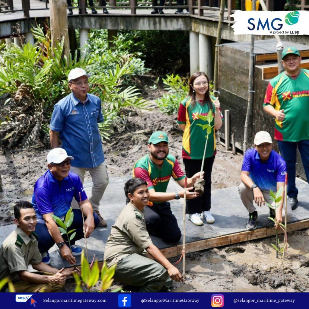 DYTM Raja Muda Selangor Joins River Educational Trip At Mangrove Point, Klang River